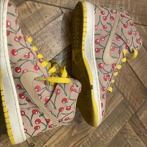 Nike Rare Womens Skinny Dunk x Paule Marrot Collab
